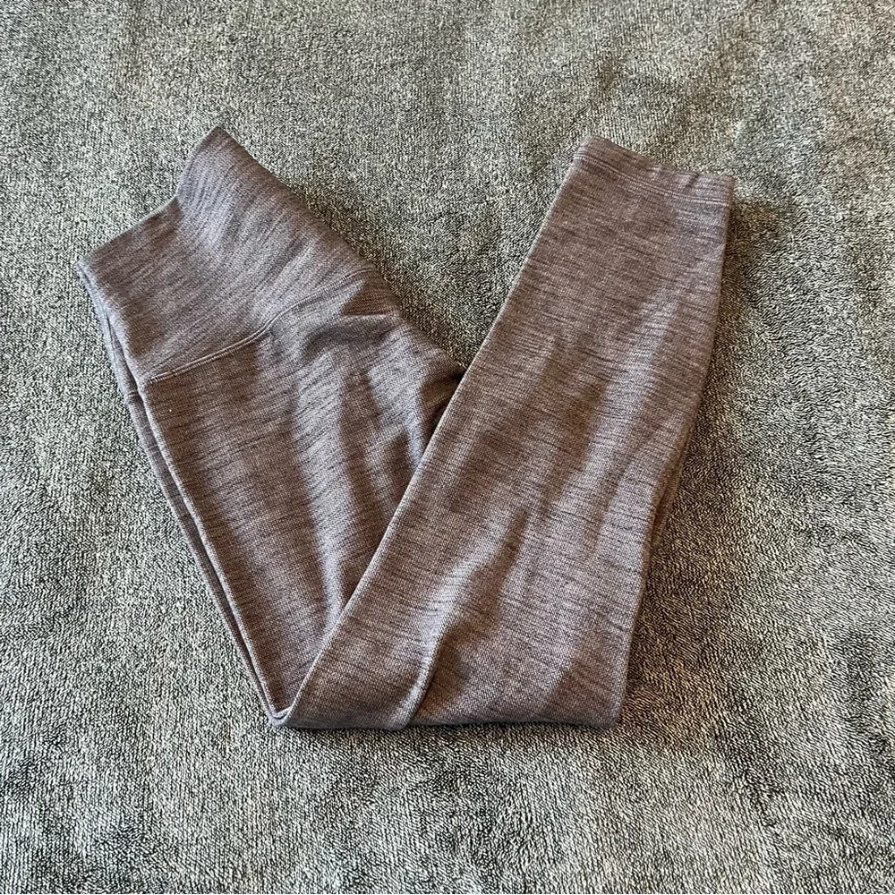 Lululemon Align Pant II 23"
Mini Heathered Herringbone Heathered Black White - Picture 8 of 12